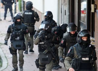 “Commercial Drug Lab” Discovered During Drug Raids in Cologne