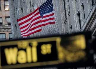 Costly short squeeze makes Reddit required reading on Wall Street