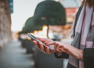 WhatsApp says: No, we can’t see your private messages – and neither can Facebook