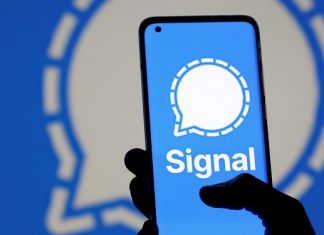 Encrypted messaging app Signal stops working in China