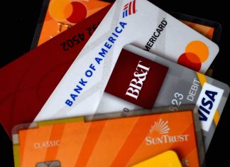 No honor among thieves: Scammers target stolen credit card hubs