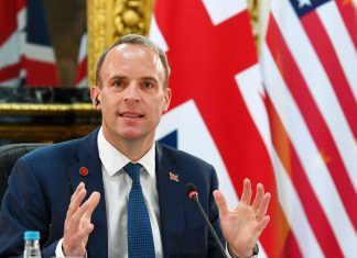 Russia must do more to tackle cyber criminals operating from within its borders, says UK