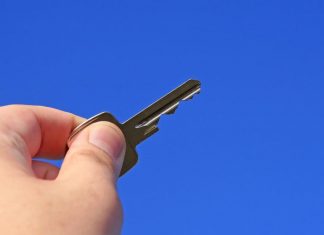 Tomiris backdoor discovery linked to Sunshuttle, DarkHalo hackers