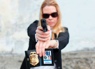 Ex-Gumshoe Nabs Cybercrooks with FBI Tactics