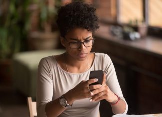 Phishing attempts against smartphones are on the rise. And those small screens aren’t helping