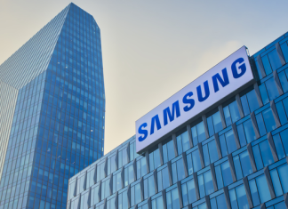 Samsung downplays fears over hacking attack