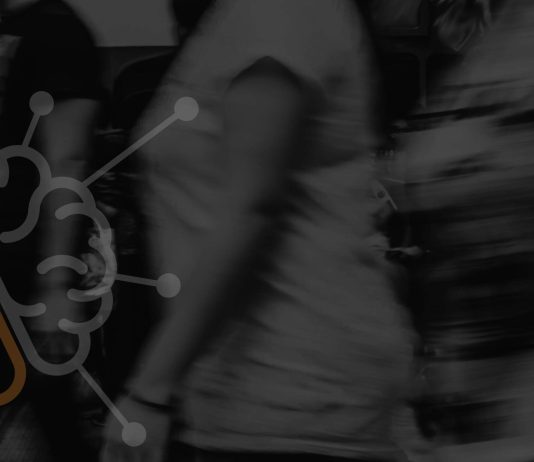 Is there a growing number of public and private partnerships forming?